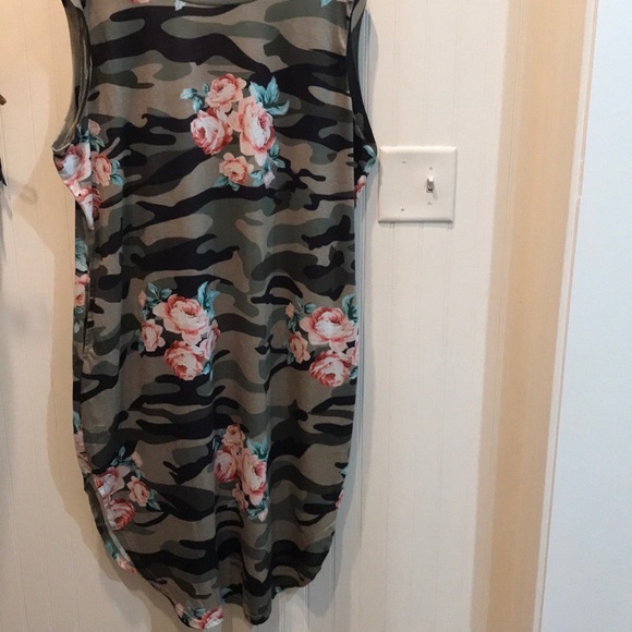 Floral Camo Dress : Plus - Picture 7 of 15